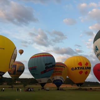 Romantic Sunrise Balloon Tour in Majorca 3
