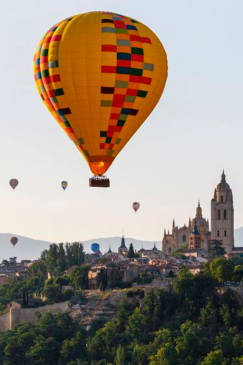 Segovia desde el Cielo - Vuelo en globo al amanecer