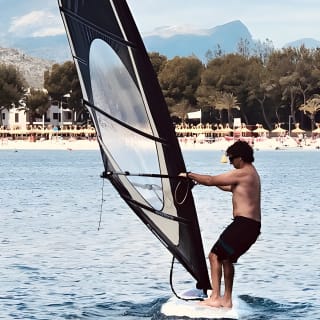 Windsurfing Course in Alcudia 9