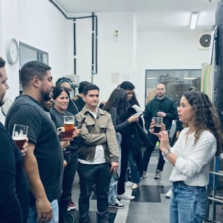 Cata de cervezas artesanas y visita guiada a la fábrica: La Cervesera del Poblenou. 1