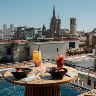 Brunch con barra libre de mimosas en la Terraza de Vivi 1