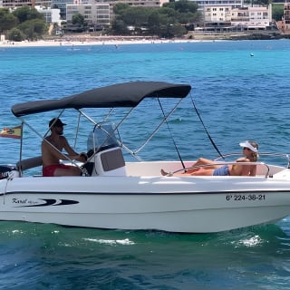 2 Hours Boat Rental in Santa Ponsa without License 2