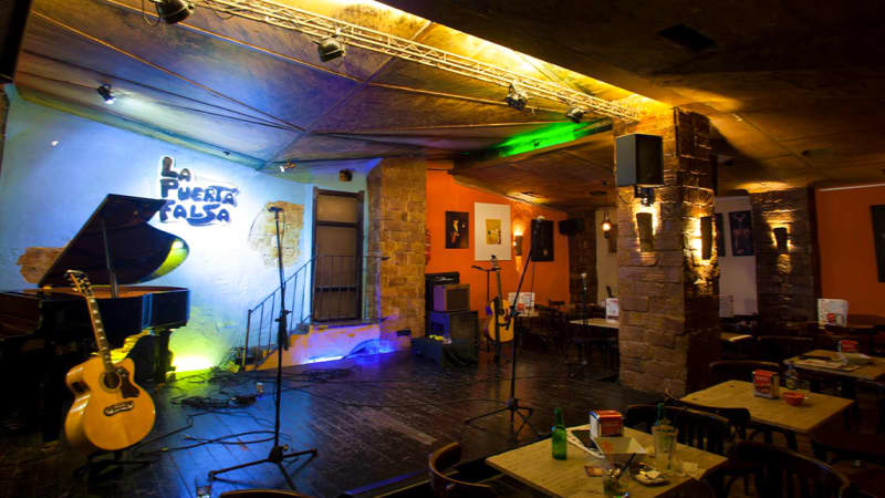 La Puerta Falsa