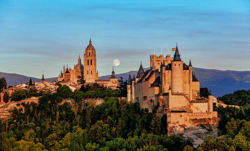 REAL ALCÁZAR DE SEGOVIA REAL ALCÁZAR DE SEGOVIA 2