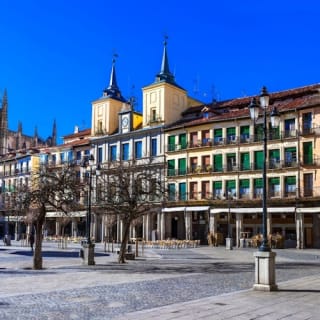 Segovia y Toledo: Entradas + Visita guiada + Traslados 10