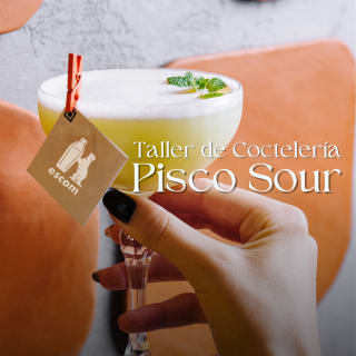 Taller de Coctelería Pisco Sour en la ESCOM 3