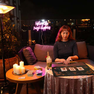 Tarot & Cocktails en Eleven Rooftop 1