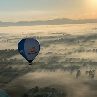 Romantic Sunrise Balloon Tour in Majorca 9