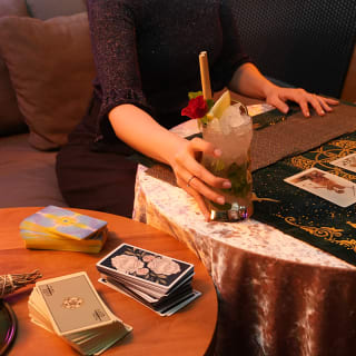 Tarot & Cocktails en Eleven Rooftop 2