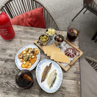 Vermut & Aperitivo Rambla 4