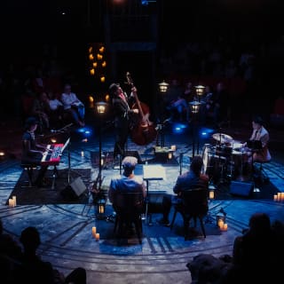 The Jazz Room: Tributo a Frank Sinatra y Louis Armstrong - Tarjeta Regalo 2